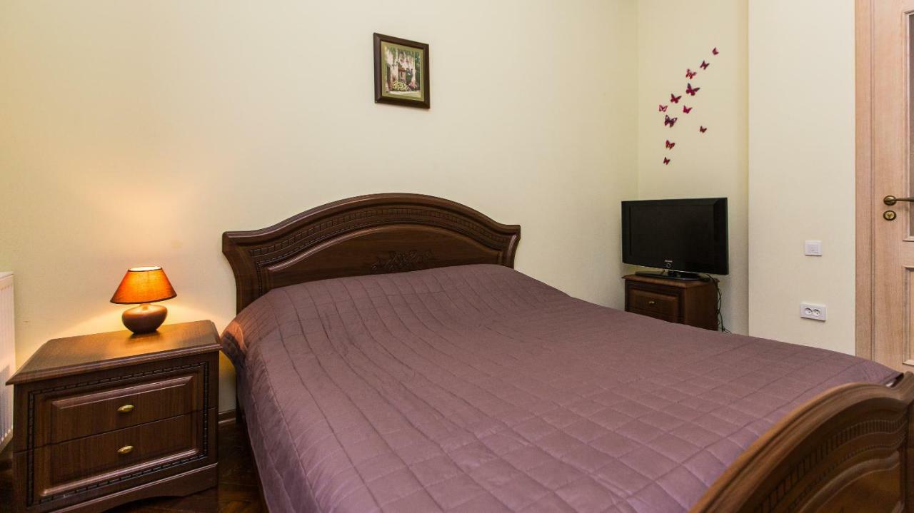 3 Rooms Apartments In The City Centr Lviv Dış mekan fotoğraf