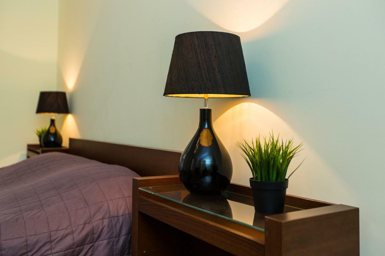 3 Rooms Apartments In The City Centr Lviv Dış mekan fotoğraf