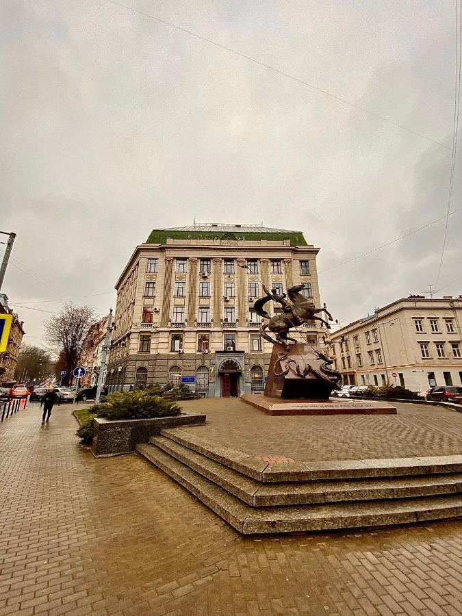 3 Rooms Apartments In The City Centr Lviv Dış mekan fotoğraf